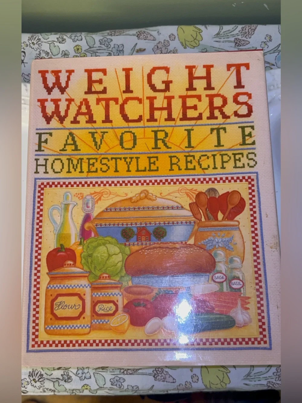 Vintage 1993 hardcover cookbook titled Weight Watchers Favorite Homestyle Recipe